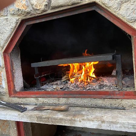 Kuca Za Odmor "Med Strmci" Villa Zlobin Екстериор снимка